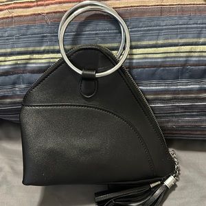 Small dumpling wristlet